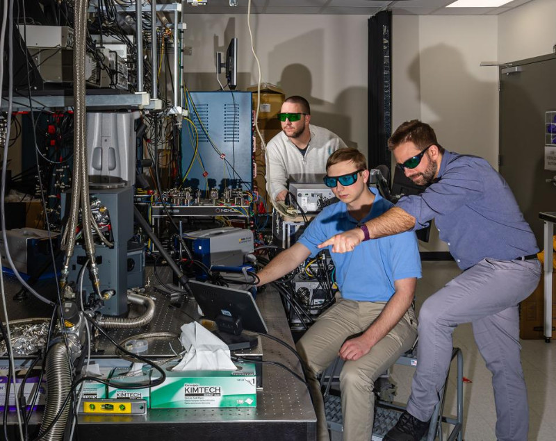 From Massive Structures to Nanometers: ORNL’s Scanning Vibrometer Used in Quantum Research