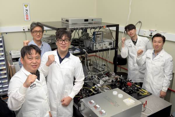 KRISS Develops a Plug-and-Play Single-Photon Source That Works at Room Temperature