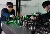 Novel Quantum Sensor Breaks Limits of Optical Measurement Using Entanglement