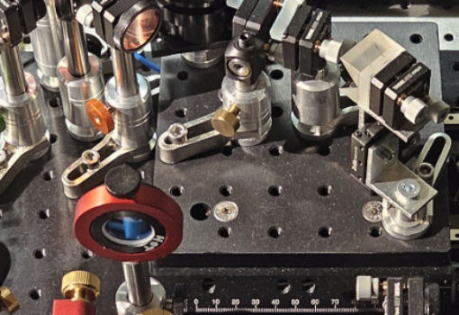 Super-Precise Spectrometer