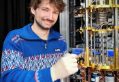 ISTA Physicists Achieve Optical Readout of Superconducting Qubits