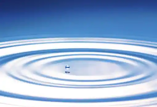 Reading Qubits in an Ultraclean Environment