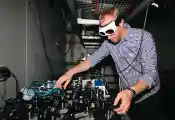 Helium Lifts New Quantum Computing Concept